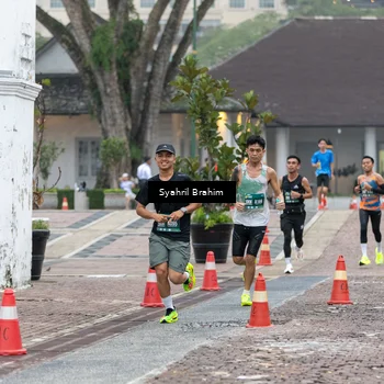 Runner Photo 8543402