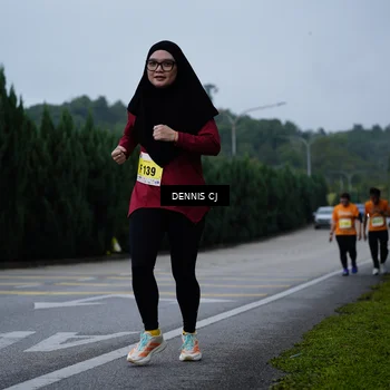 Runner Photo 8543417