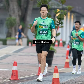 Runner Photo 8543433