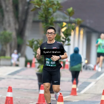 Runner Photo 8543436