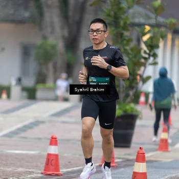 Runner Photo 8543438