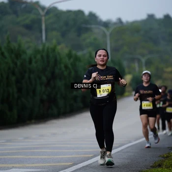 Runner Photo 8543483