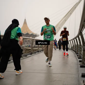 Runner Photo 8543494