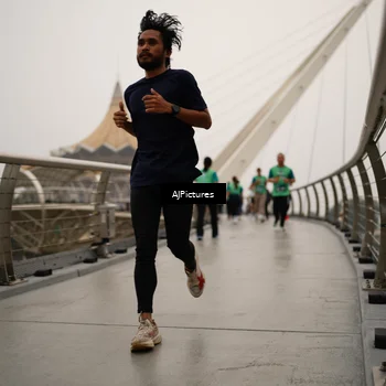 Runner Photo 8543502