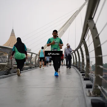 Runner Photo 8543513