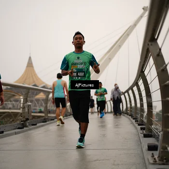 Runner Photo 8543515