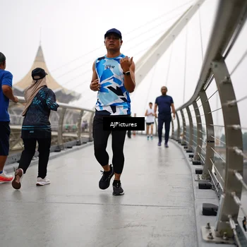 Runner Photo 8543530