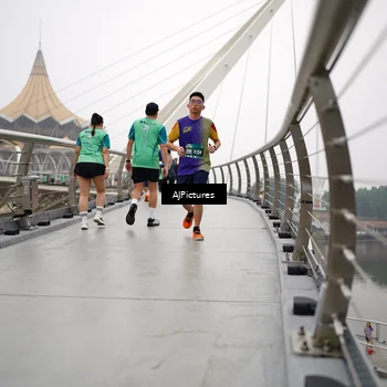 Runner Photo 8543533