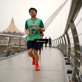 Runner Photo 8543536