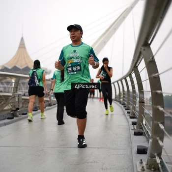 Runner Photo 8543542