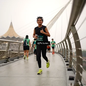 Runner Photo 8543544