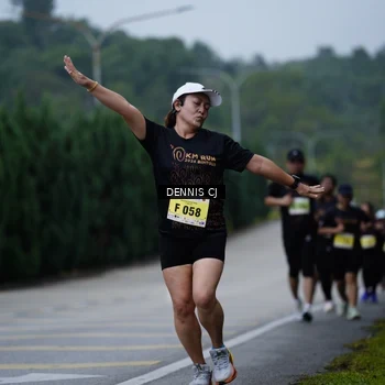 Runner Photo 8543554