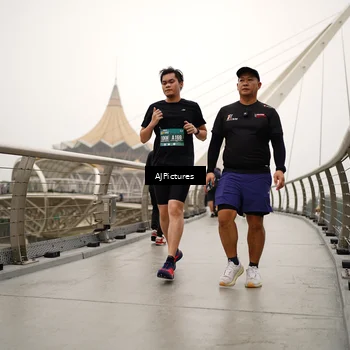 Runner Photo 8543556
