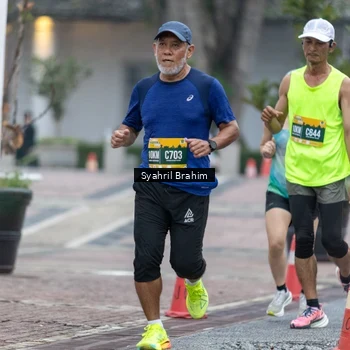 Runner Photo 8543561