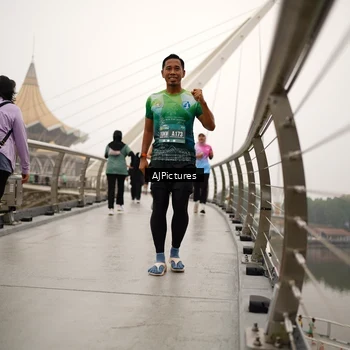 Runner Photo 8543564