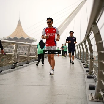 Runner Photo 8543565