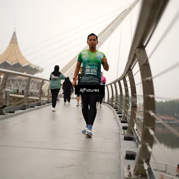 Runner Photo 8543567