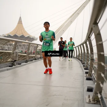 Runner Photo 8543579