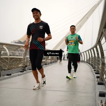 Runner Photo 8543583