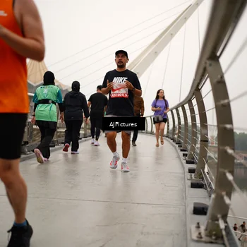 Runner Photo 8543588
