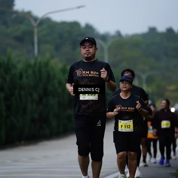 Runner Photo 8543602