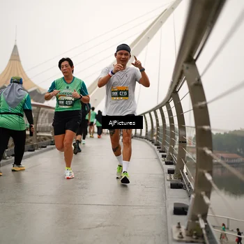 Runner Photo 8543609