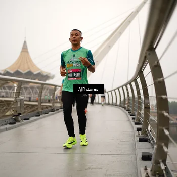 Runner Photo 8543611