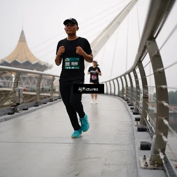 Runner Photo 8543617