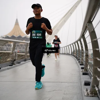 Runner Photo 8543623