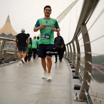 Runner Photo 8543625