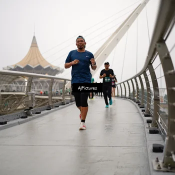 Runner Photo 8543628