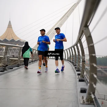 Runner Photo 8543629