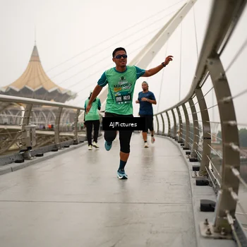 Runner Photo 8543633