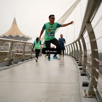 Runner Photo 8543635