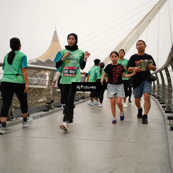 Runner Photo 8543647