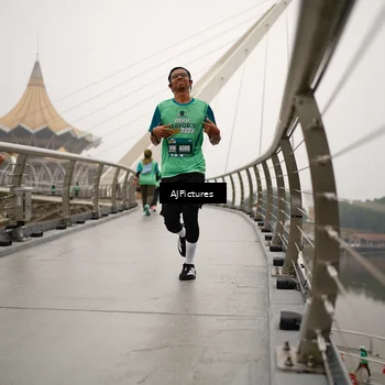 Runner Photo 8543651