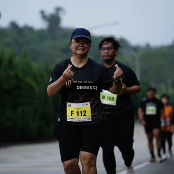 Runner Photo 8543652