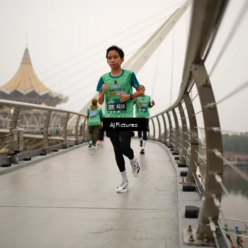 Runner Photo 8543655
