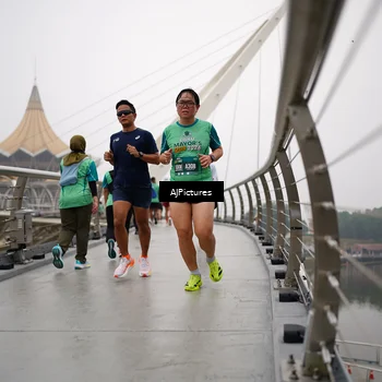 Runner Photo 8543657