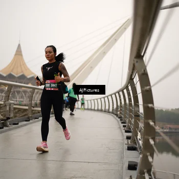 Runner Photo 8543683