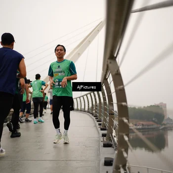 Runner Photo 8543685