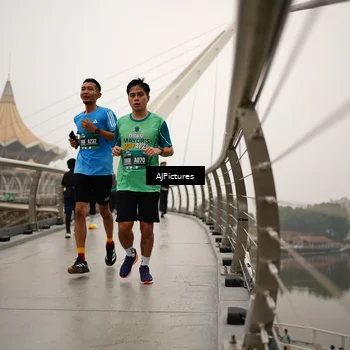 Runner Photo 8543693