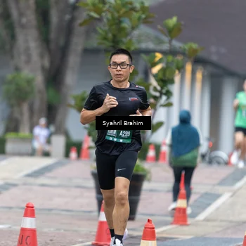Runner Photo 8543708
