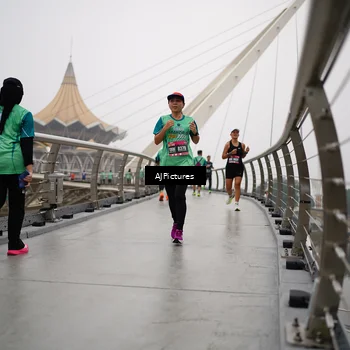 Runner Photo 8543726