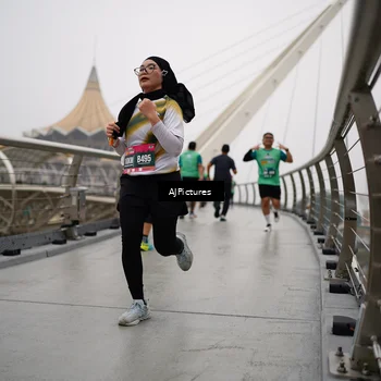 Runner Photo 8543732