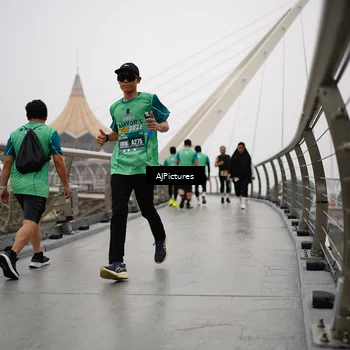 Runner Photo 8543747