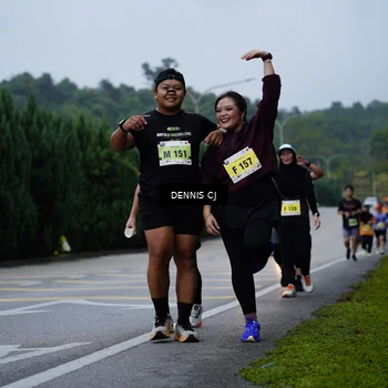 Runner Photo 8543758