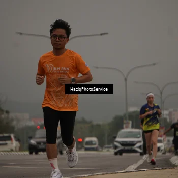 Runner Photo 8543773