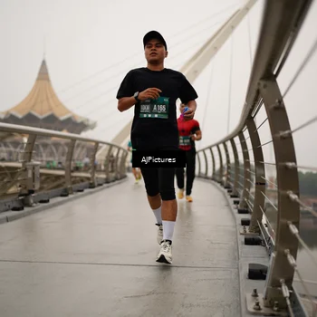 Runner Photo 8543774