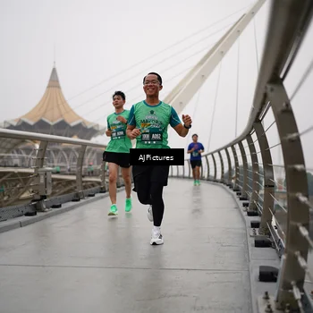 Runner Photo 8543775